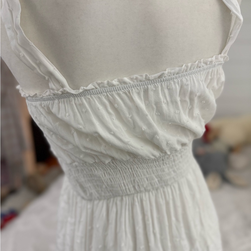 French Grey Strapless White Dress - Picture 10 of 10
